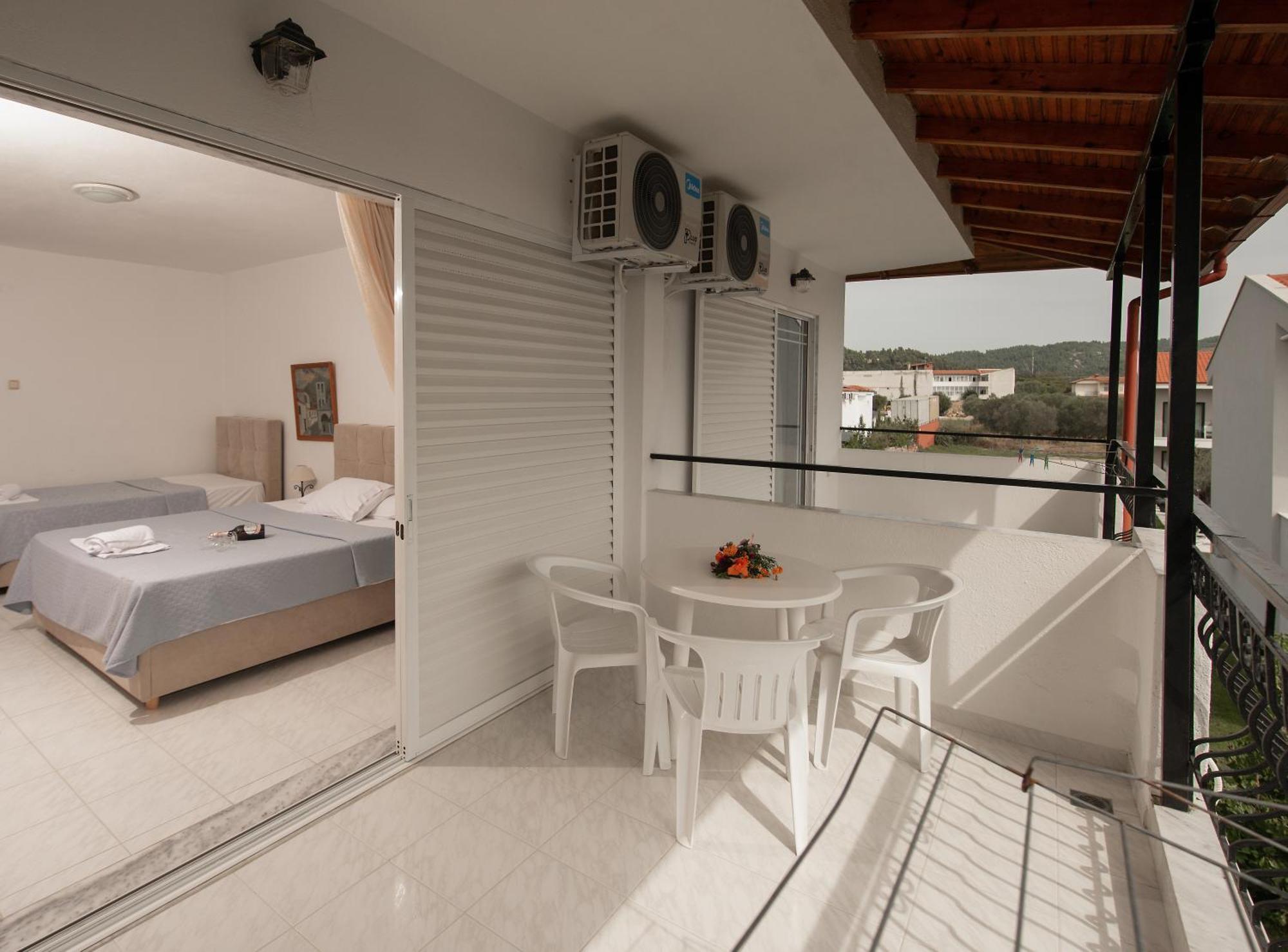 Estia Hotel Fourka Bagian luar foto
