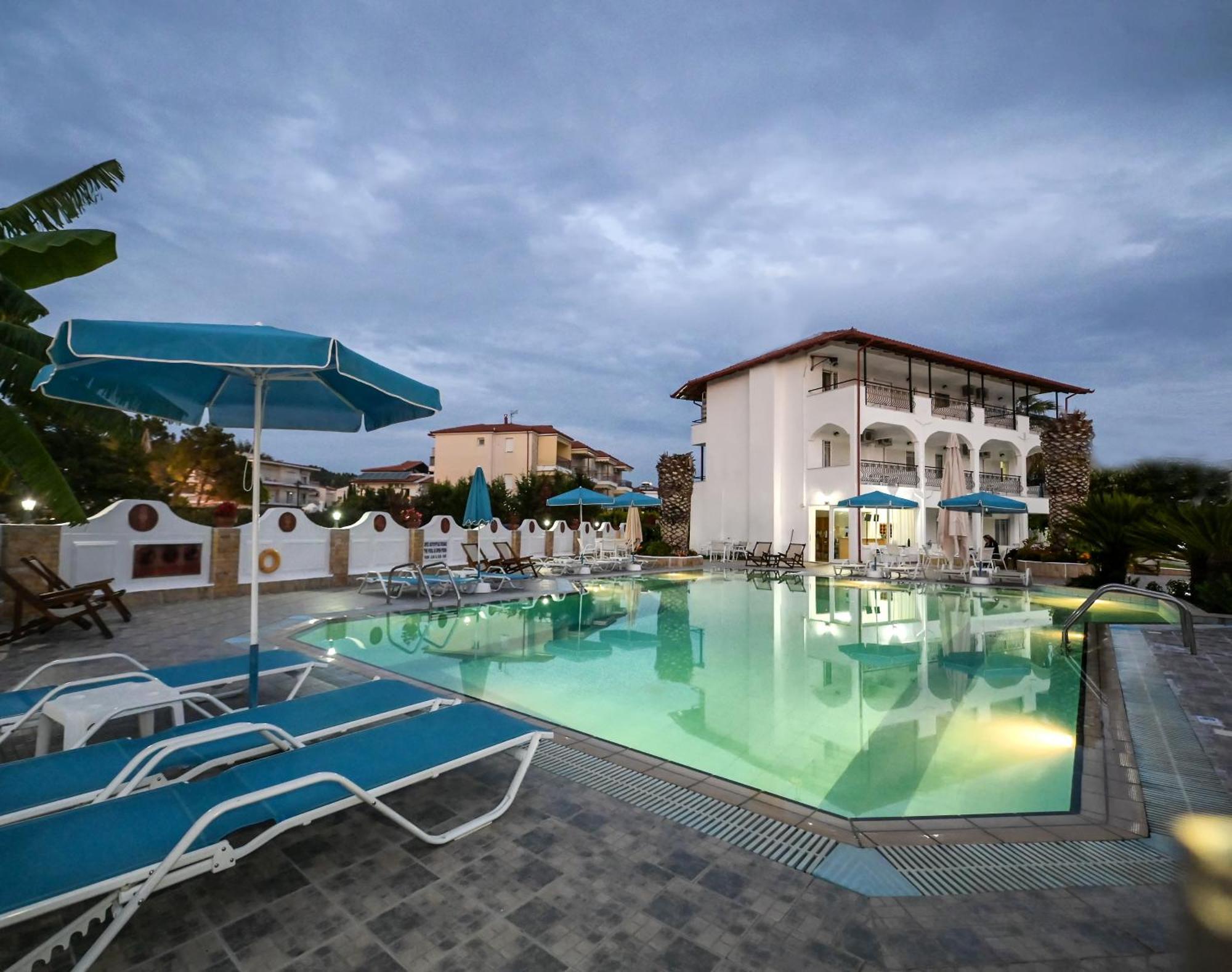 Estia Hotel Fourka Bagian luar foto
