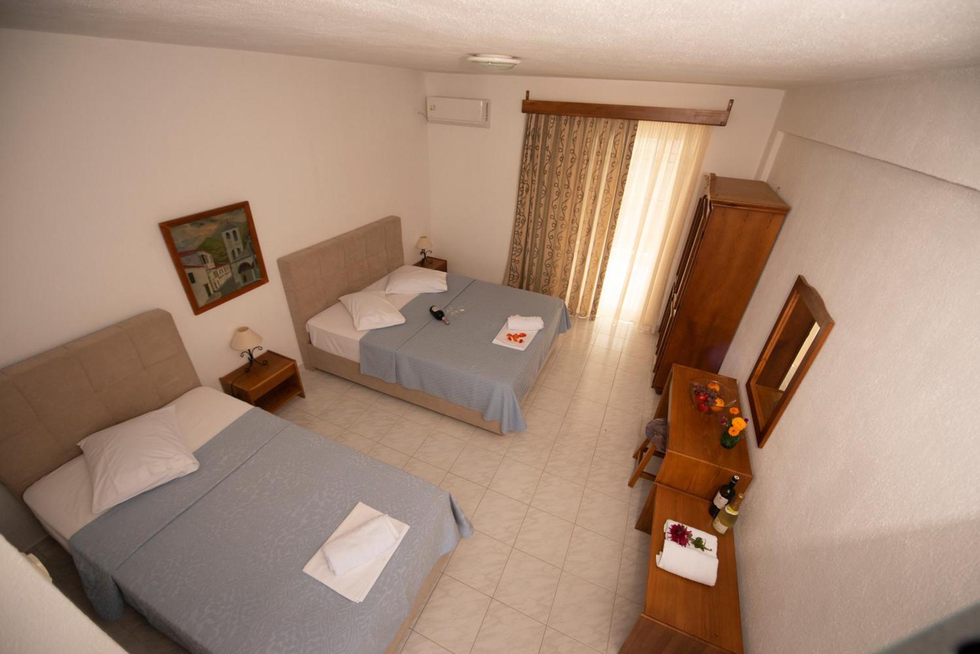 Estia Hotel Fourka Bagian luar foto
