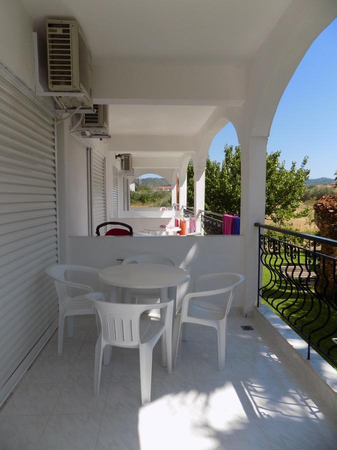 Estia Hotel Fourka Bagian luar foto