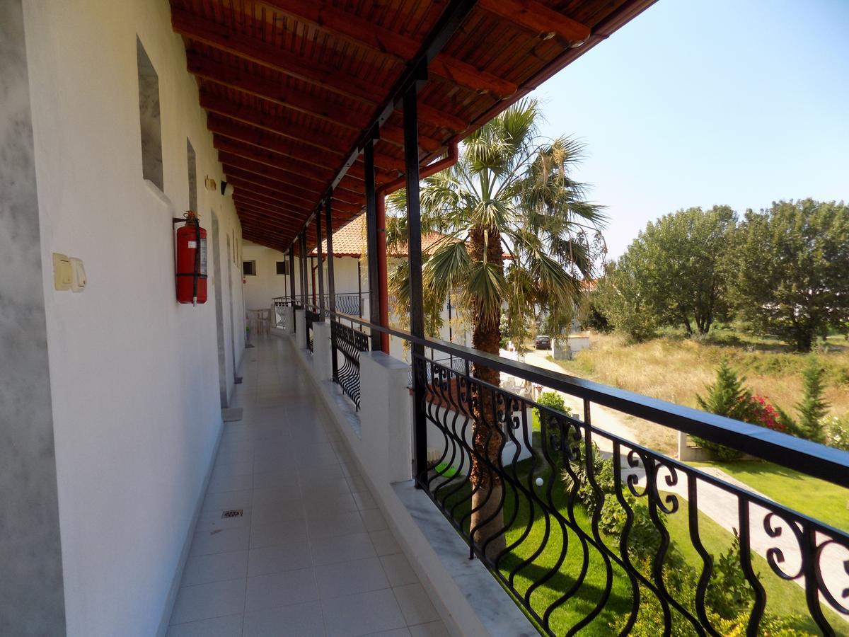 Estia Hotel Fourka Bagian luar foto